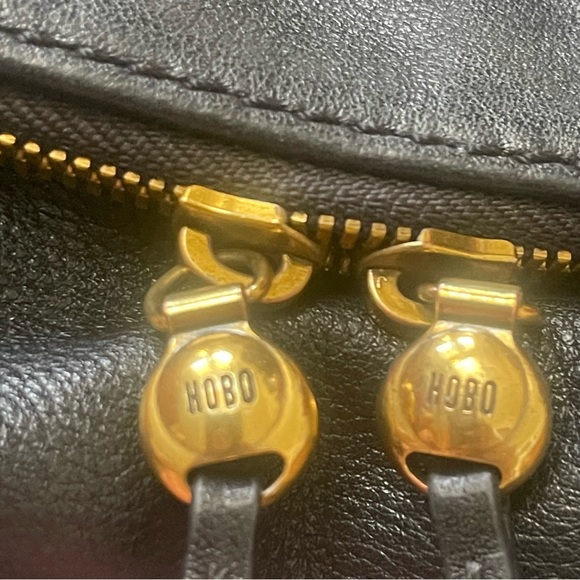 HOBO Black Leather Top-Handle Crossbody Bag with Gold Hardware like new - Picture 6 of 13